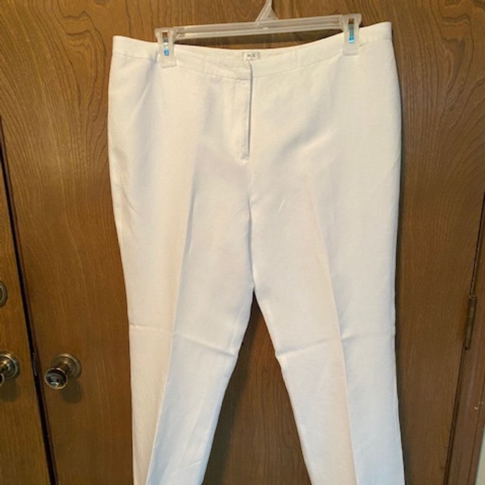 Ladies linen pantsuit